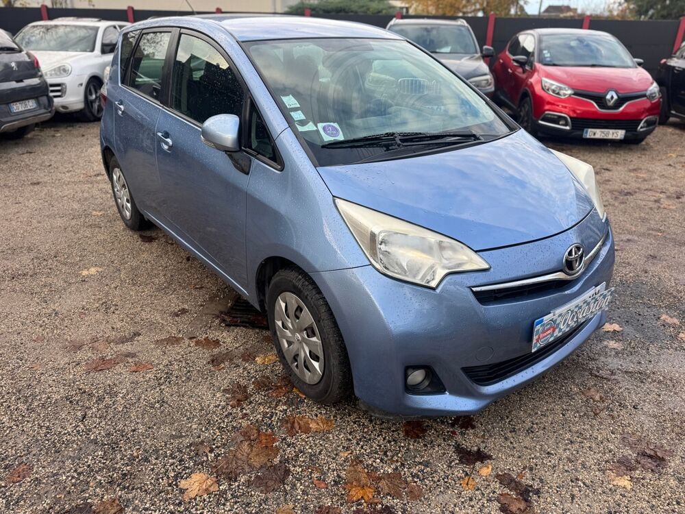 Verso 1.3 vvti 100 ch 104002 km boite auto 2011 occasion 45400 FLEURY LES AUBRAIS