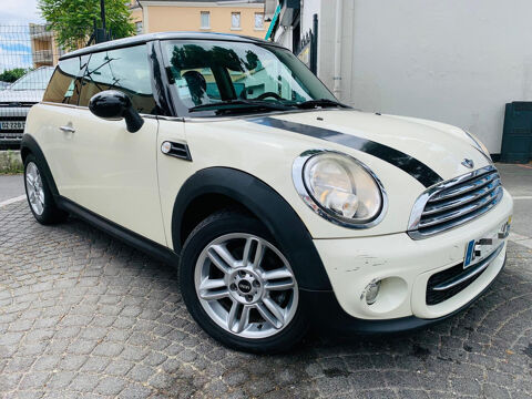 MINI COUPE Cooper R56 - Pack Chili - 1.6 D 112 cv BV6 - Crit 2 / 3&egrave;me m 2010 occasion 78800 Houilles