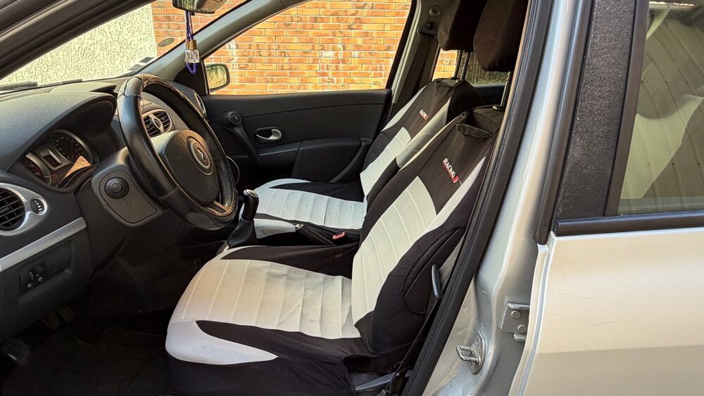 Clio 3 1.5dci possibilit&eacute; de paiement 3 ou 4x jusqu'&agrave; 4000e 2009 occasion 91090 Lisses
