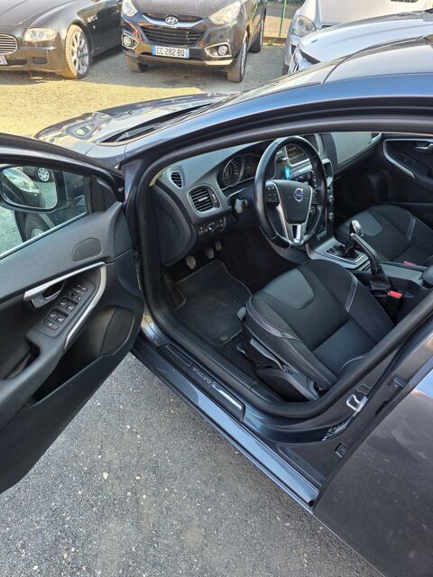 V40 1.6d 115CH MOMENTUM 2014 occasion 41350 Vineuil