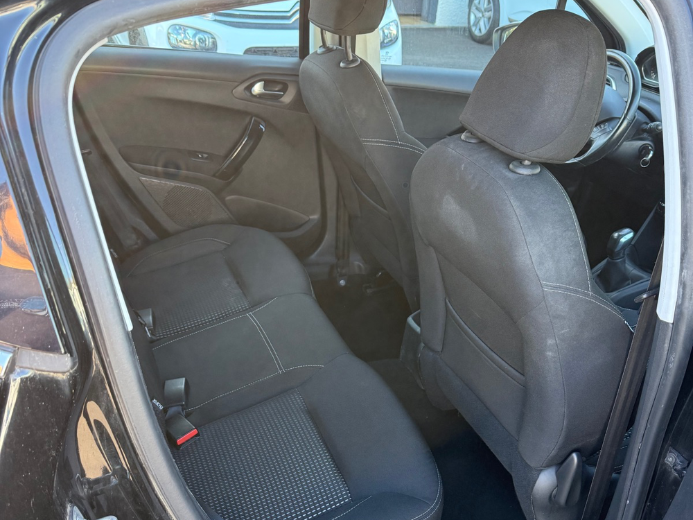 208 BUSINESS ALLURE 1.6 HDI 100 GPS DISTRIB.+CT OK 2016 occasion 31120 Portet-sur-Garonne