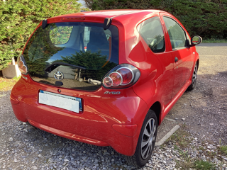 Aygo 1.0i 2011 occasion 62100 Calais