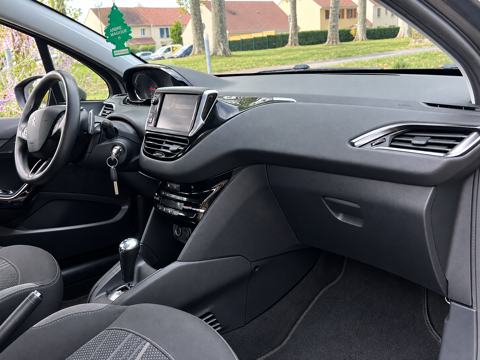 208 ACTIVE 1.4 e-HDi 68ch BMP5 BLUE LION - BO&Icirc;TE AUTO - FAIBLE C 2014 occasion 94140 Alfortville