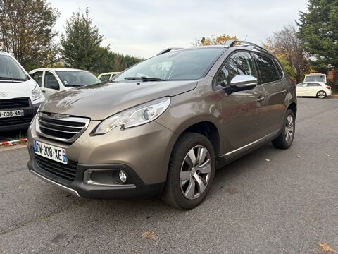 Peugeot 2008 -   (2) 1.2 PURETECH 110 S&S 5CV ALL