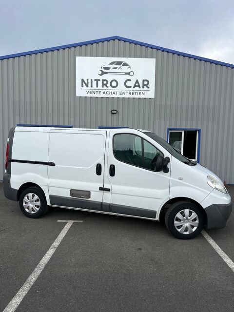 Renault Trafic 2.0 Dci 90 Cv / Garantie 12 mois 2011 occasion MAUGES SUR LOIRE 49290