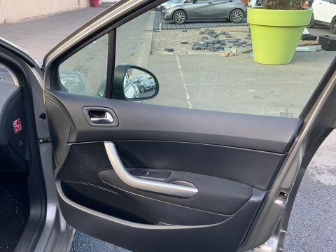 308 SW 1.6 I 120 CV Allure (Pas Puretech) 750 2012 occasion 35270 Combourg