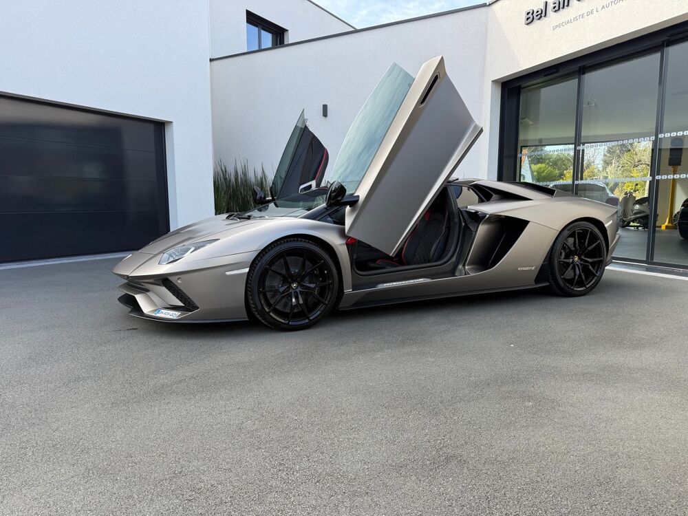 Aventador S ROADSTER 6.5L V12 / 741 CH / CARNET COMPLET / TVA / 34352 2018 occasion 62780 CUCQ