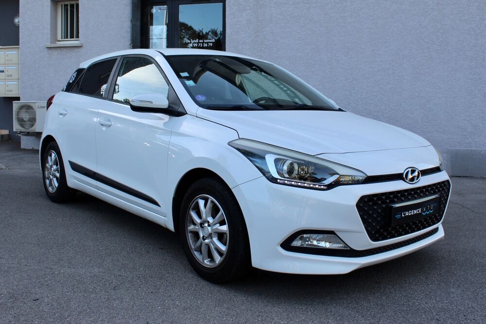 i20 1.2 84 ch INITIA + CLIMATISATION + BLUETOOTH 2016 occasion 34430 Saint-Jean-de-V&eacute;das