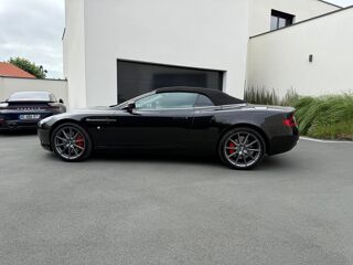 DB9 VOLANTE 5.9L V12 / 20497 KMS 2010 occasion 62780 CUCQ