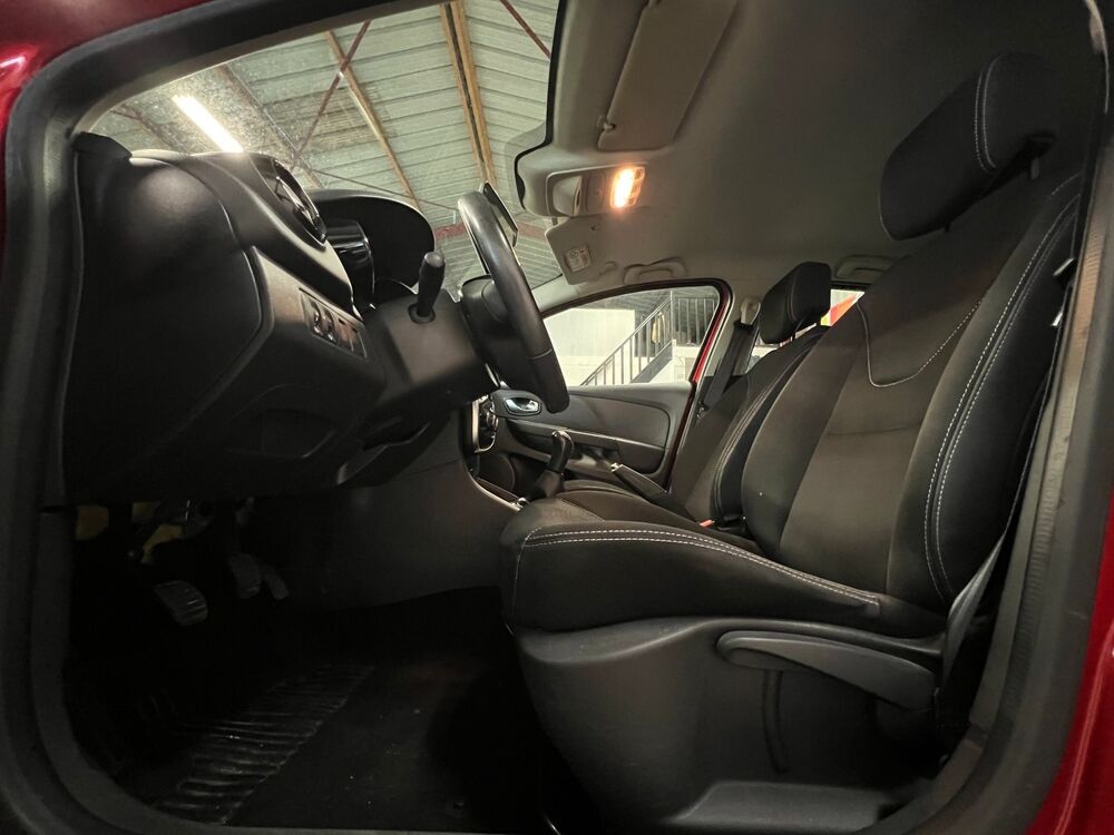 Clio IV 0.9 TCE 12V 90 CV TREND / GARANTIE 12 MOIS / MOTEUR A CHAIN 2016 occasion 85300 CHALLANS