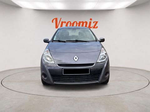 Clio III 1.5 DCI 86ch CTok GARANTIE 12 MOIS Entretien a jour 2009 occasion 69320 Feyzin