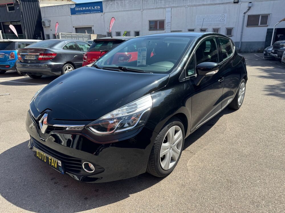 Clio IV TCE 90 ZEN 2015 occasion 13127 VITROLLES