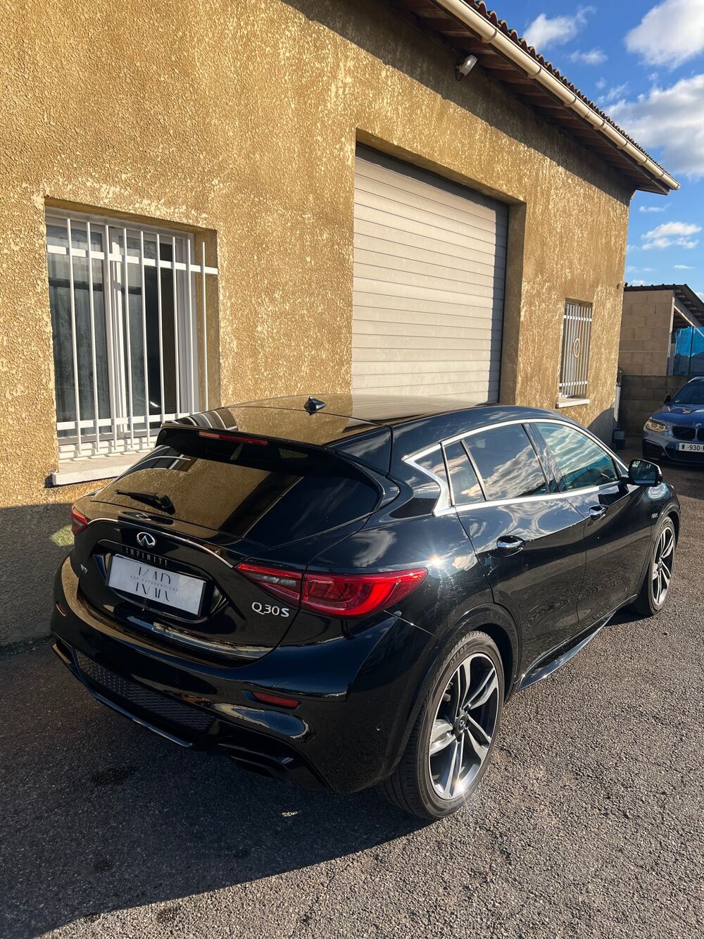 Q30 S 2.2D 170 CH DCT PREMIUM AWD SPORT - ENTRETIEN COMPLET 2016 occasion 69230 SAINT PRIEST