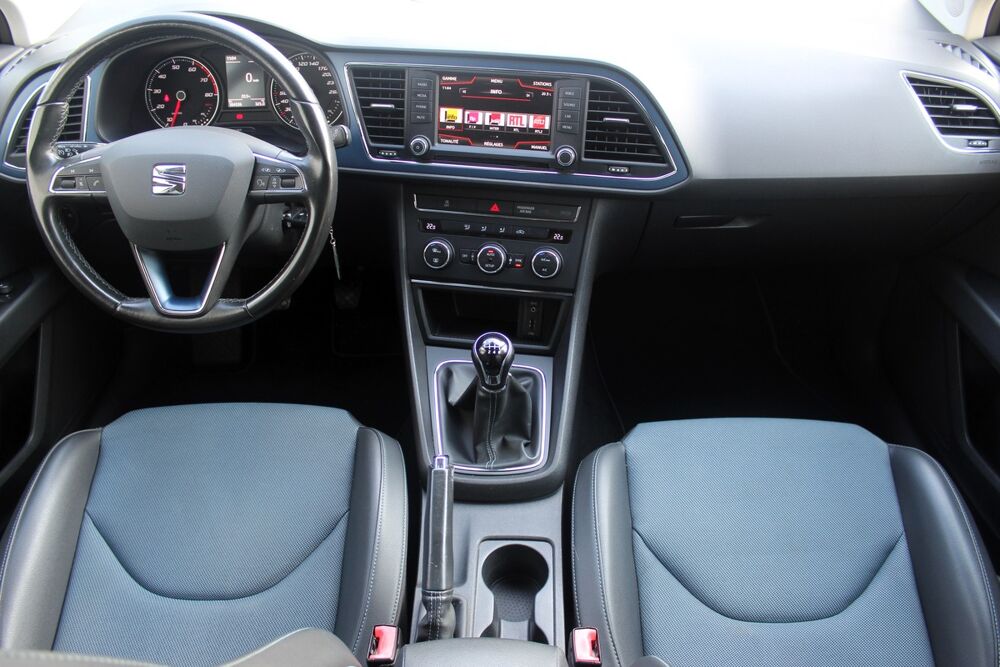 Leon III 1.2 TSI 110 ch S&S CONNECT + CARPLAY / CLIM AUTO / JA 17 2016 occasion 34430 Saint-Jean-de-V&eacute;das