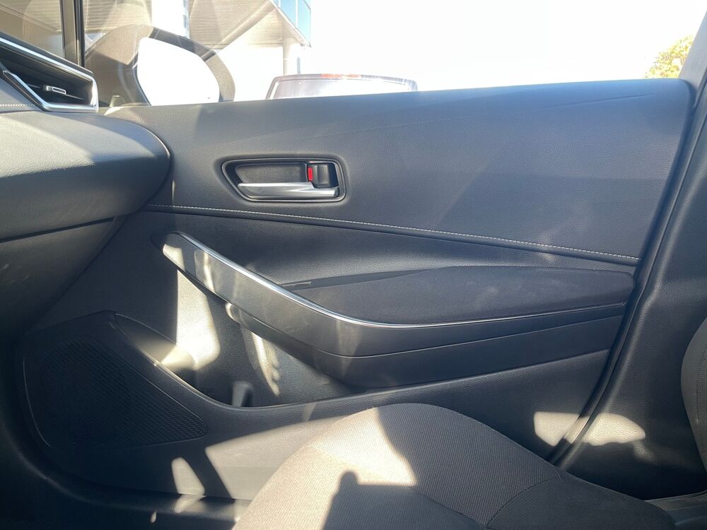 Corolla 1.8 122h CVT Dynamic - Bo&icirc;te auto 2021 occasion 95190 Goussainville