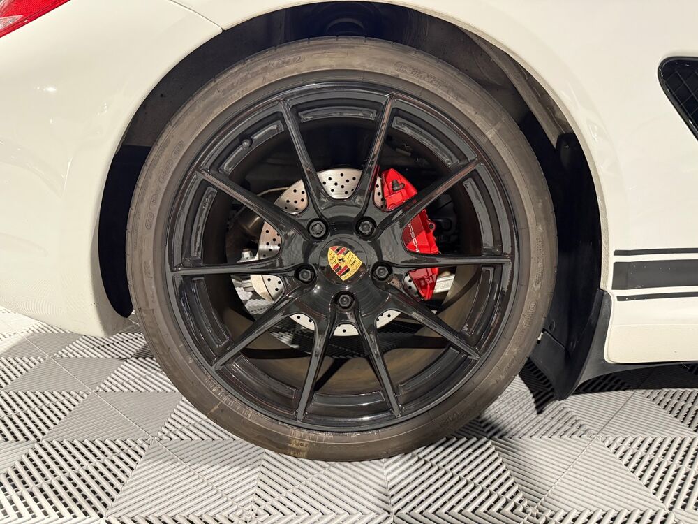 Boxster spyder 320 cv PDK  carnet d'entretien complet Porsche 2010 occasion 51420 CERNAY LES REIMS