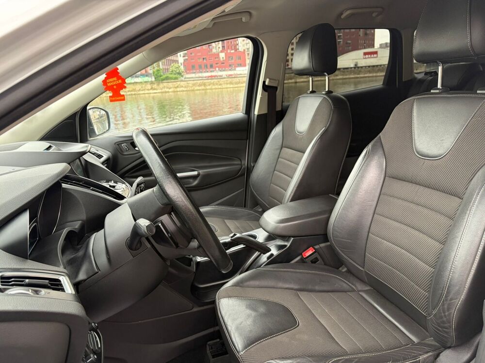 Kuga 1.5 ECOBOOST 150 TITANIUM 4X2 START-STOP 2016 occasion 94140 Alfortville