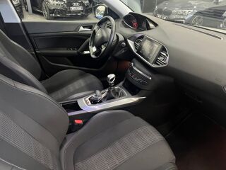 308 1.2 ptec 110 CV S&S ACTIVE BUSINESS / Financement possible 2019 occasion 69800 SAINT-PRIEST