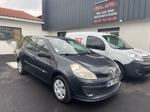 Renault Clio III 1.5 DCI 70 AUTHENTIQUE DISTRIB.+CT OK 2008 occasion Portet-sur-Garonne 31120