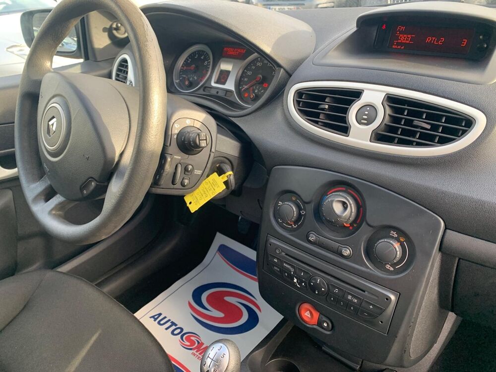 Clio 1.2 16v 2012 occasion 76770 LE HOULME