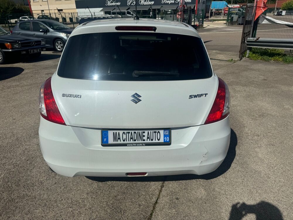 Swift 1.3 DDiS 75 - GLX 5p 2011 occasion 10120 Saint-Andr&eacute;-les-Vergers