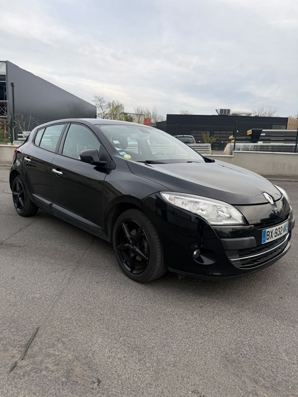 M&eacute;gane 3 1.9 DCI 130 TOMTOM / GPS / RADAR DE RECUL / BLUETOOTH / R&Eacute; 2011 occasion 78500 SARTROUVILLE