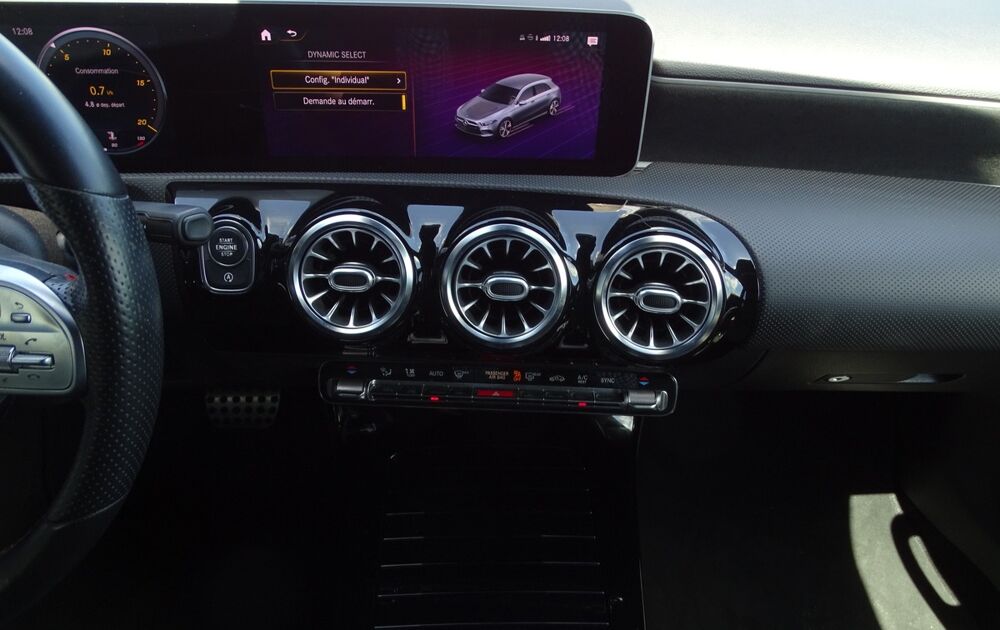 Classe A MERCEDES CLASSE A IV 180 D AMG LINE 7G-DCT -Carplay -entreti 2018 occasion 34500 B&eacute;ziers