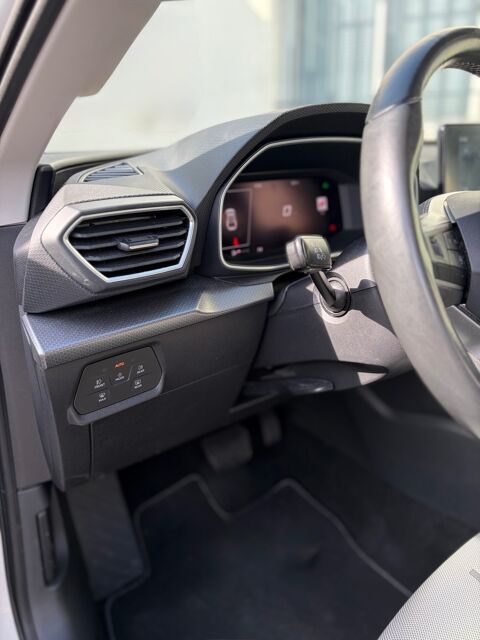 Leon 1.0 etsi 110 CV DSG7 FINITION STYLE / Reprise possible 2022 occasion 45190 Beaugency
