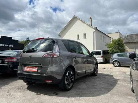 M&eacute;gane Grand Sc&eacute;nic III 1.2 TCe 132 ch. 2016 2016 occasion 41000 Blois