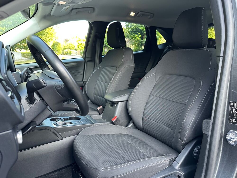 Kuga Titanium 2.5 190cv 2023 hybrid Flexifuel &Eacute;thanol BVA 2023 occasion 78490 Montfort l'Amaury