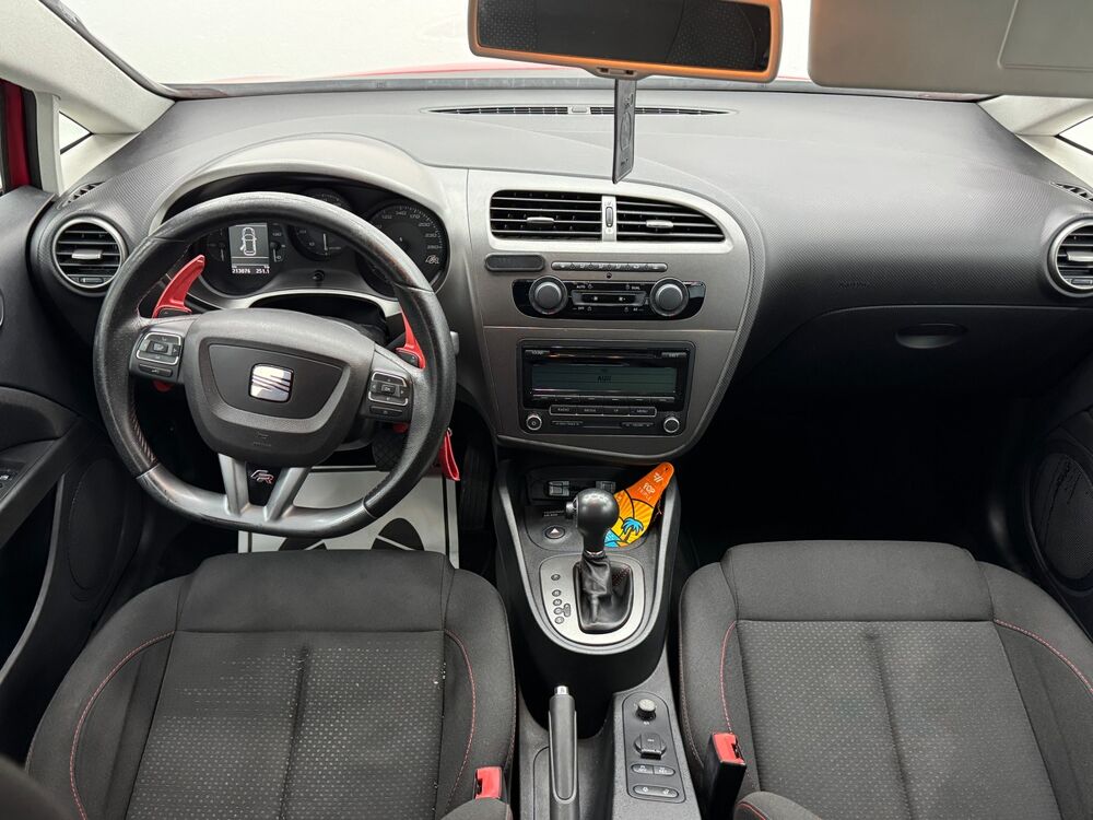 Leon FR 2.0L TFSI 211CH Radar AR Moteur a Chaine R&eacute;vision a Jour 2010 occasion 69200 VENISSIEUX