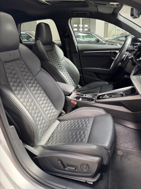 RS3 2.5 TFSI 400ch BVA7 Quattro / TO / HUD / B&O / C&eacute;ramique / H 2023 occasion 45770 Saran