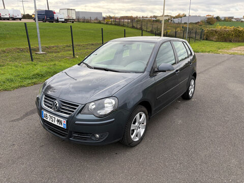 Volkswagen polo - 1.4 TDI 80 - Gris foncé