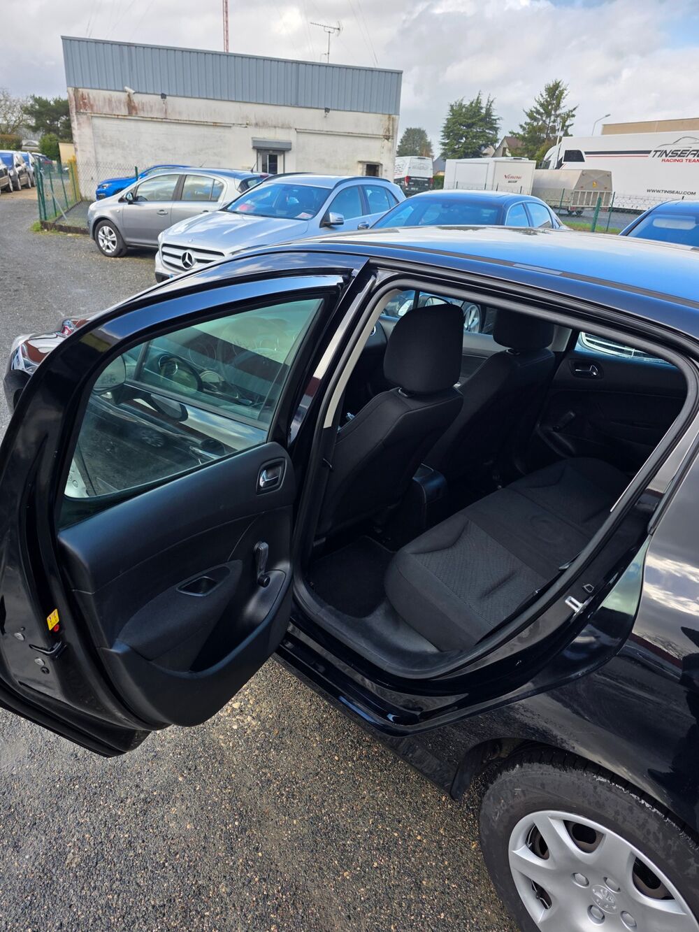 308 1.6 HDI 110CH PREMIUM KIT DISTRIBUTION NEUF 2010 occasion 41350 Vineuil