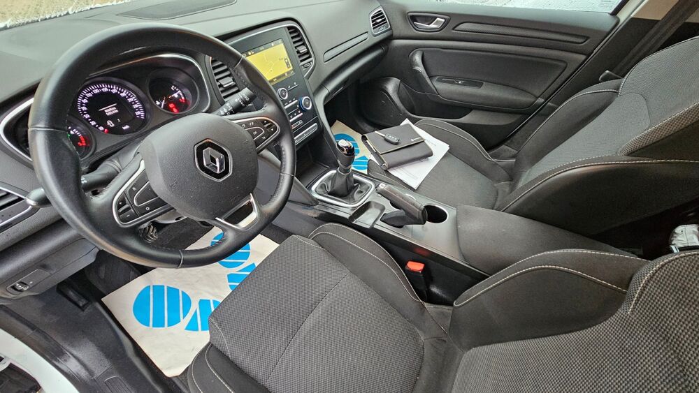 Megane IV soci&eacute;t&eacute; 1.5 dci 115 cv gps PARFAIT ETAT courroie de distribu 2019 occasion 41220 THOURY