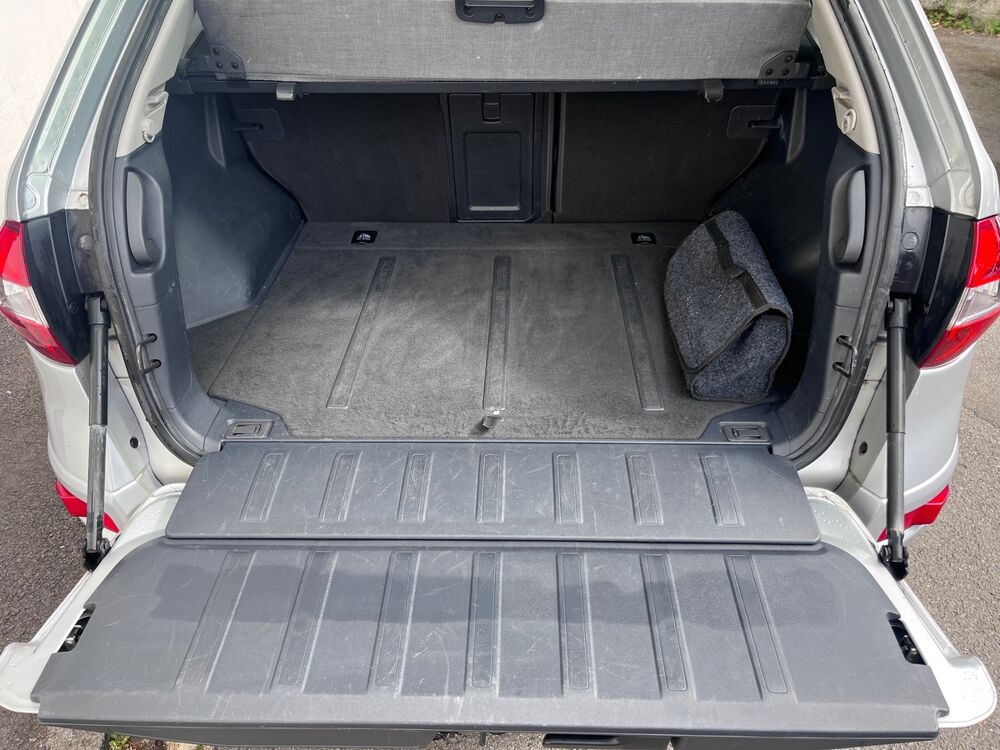 Koleos 2.0 dci *INITIALE PARIS * **BOITE AUTOMATIQUE** ***TOIT OU 2014 occasion 29200 BREST