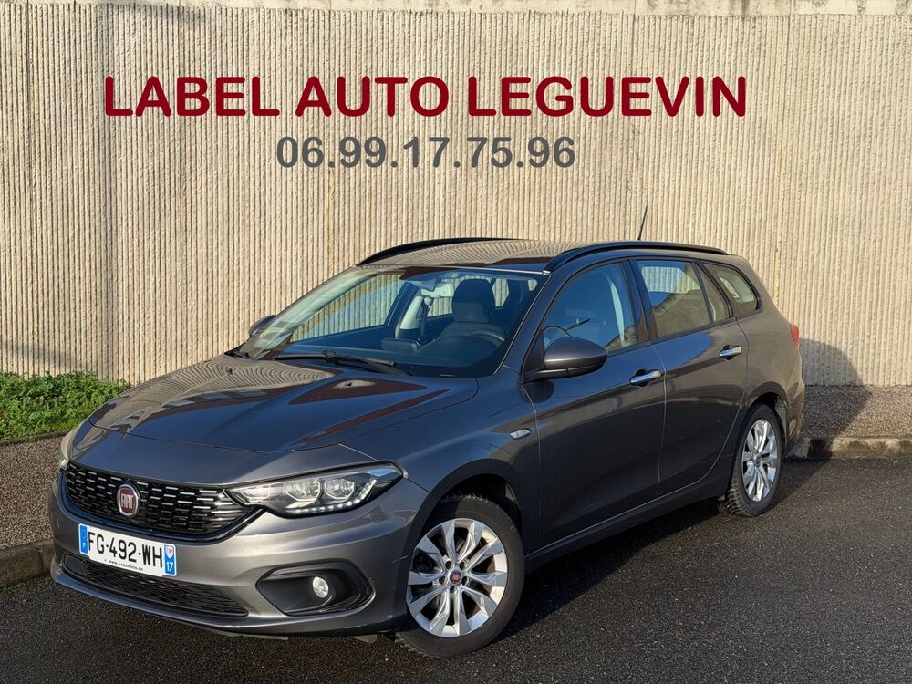 Tipo BREAK 1.6L JTD LOUNGE BOITE AUTO 2017 occasion 31490 LEGUEVIN