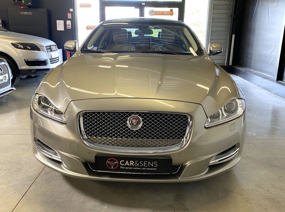 XJ II 3.0 V6 340 Ch S/C PORTFOLIO Supercharged AWD 4x4 2013 occasion 34500 B&eacute;ziers