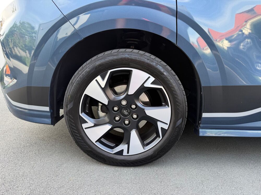 Transit Custom SPORT TDCI 170 CH AWD 4 ROUES MOTRICES / TVA / 14758 KMS 2024 occasion 62780 CUCQ