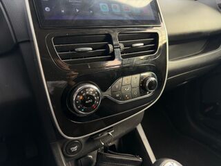 Clio IV 4 Business 0.9 TCE 90 CH - Radar de recul - Apple Carplay 2014 occasion 95190 Goussainville