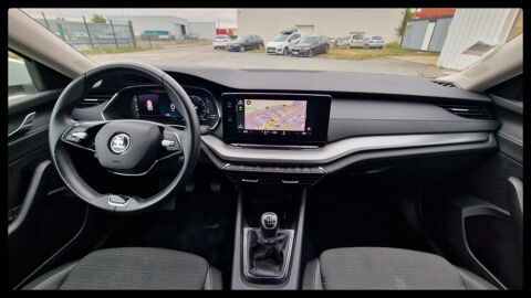 Octavia BREAK 2L TDI 115CV BUSINESS LINE - TVA RECUPERABLE POUR LES 2022 occasion 18390 Saint-Germain-du-Puy