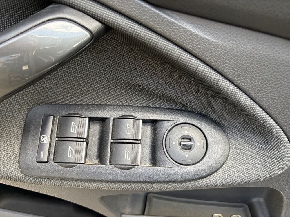 Kuga BOITE AUTOMATIQUE 2012 2.0L TDCi 4x4 Titanium SEMI CUIR RA 2012 occasion 95100 ARGENTEUIL