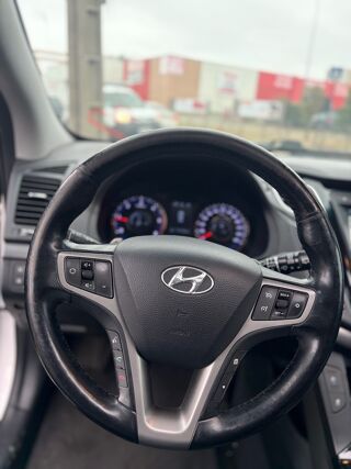 i40 2015 BOITE AUTO TOIT OUVRANT CUIR GPS Bluetooth Facture d e 2015 occasion 95100 ARGENTEUIL