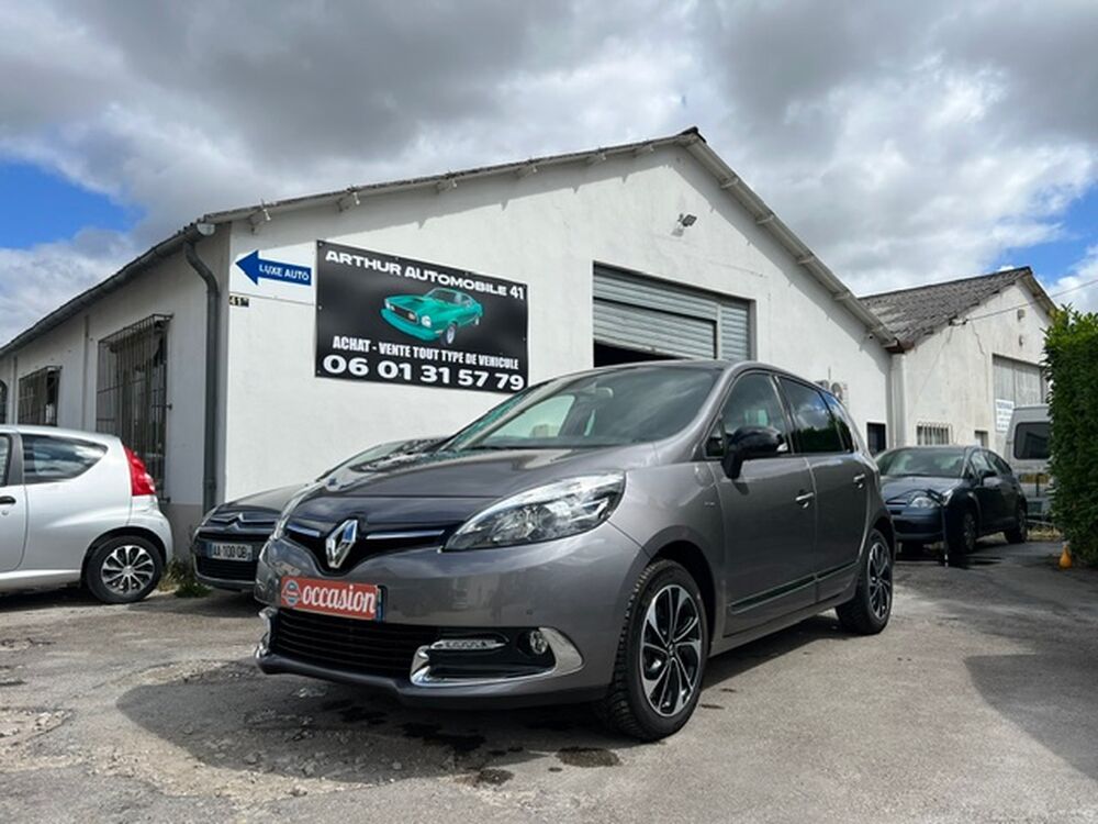 M&eacute;gane Grand Sc&eacute;nic III 1.2 TCe 132 ch. 2016 2016 occasion 41000 Blois
