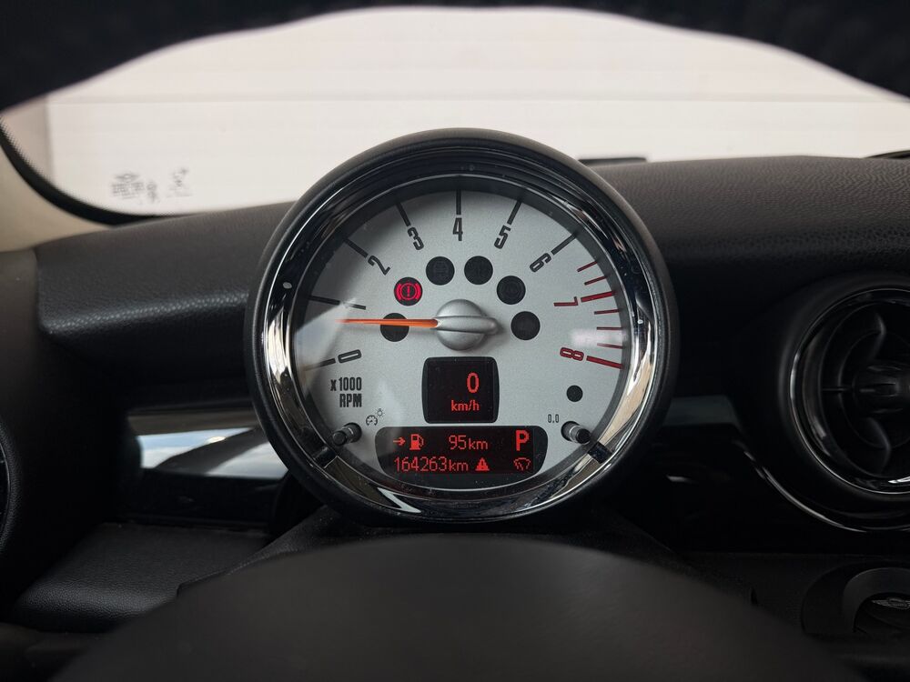 Cooper (R56) PACK CHILI 1.6 i Steptronic 122 cv LCI 2013 occasion 95190 Goussainville
