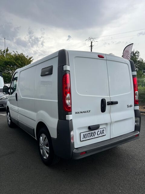 Trafic 2.0 Dci 90 Cv / Garantie 12 mois 2011 occasion 49290 MAUGES SUR LOIRE