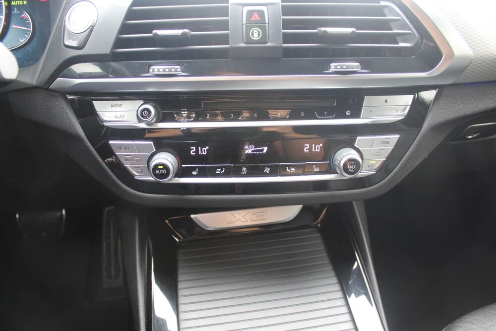 X3 G01 XDRIVE 30 d 265 ch M SPORT BVA8 + CARPLAY / TO / ATTELAG 2017 occasion 34430 Saint-Jean-de-V&eacute;das