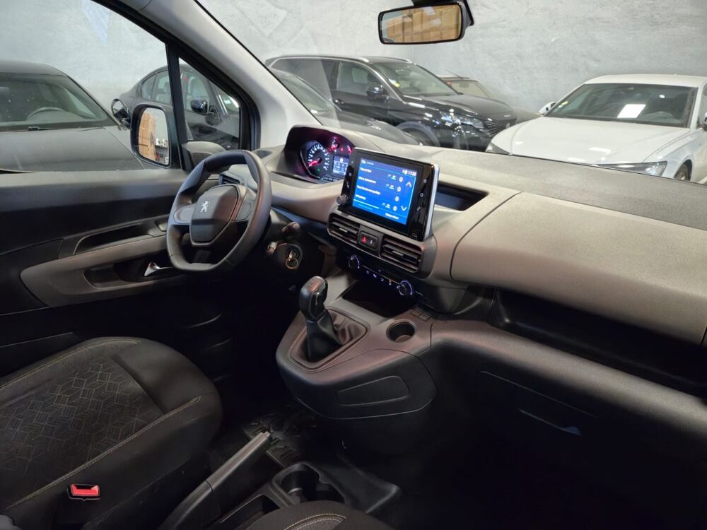 Rifter 1.5BLUEHDI 100CV 7PLACES DE 2O19 A 11490EUR 2019 occasion 69001 Heyrieux