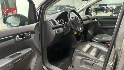 Touran 2.0 TDI 140 CV DSG 6 FINITON CARAT 2013 occasion 01360 Balan