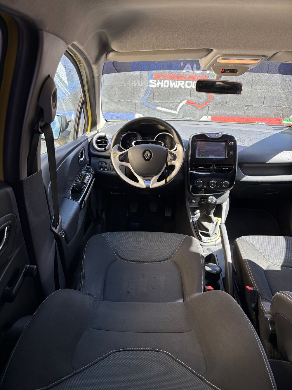 Clio IV Tce 90cv Edition Limit&eacute; Seven Embrayage NEUF 2013 occasion 84700 SORGUES